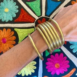 All weather bracelets-set of 7 gold